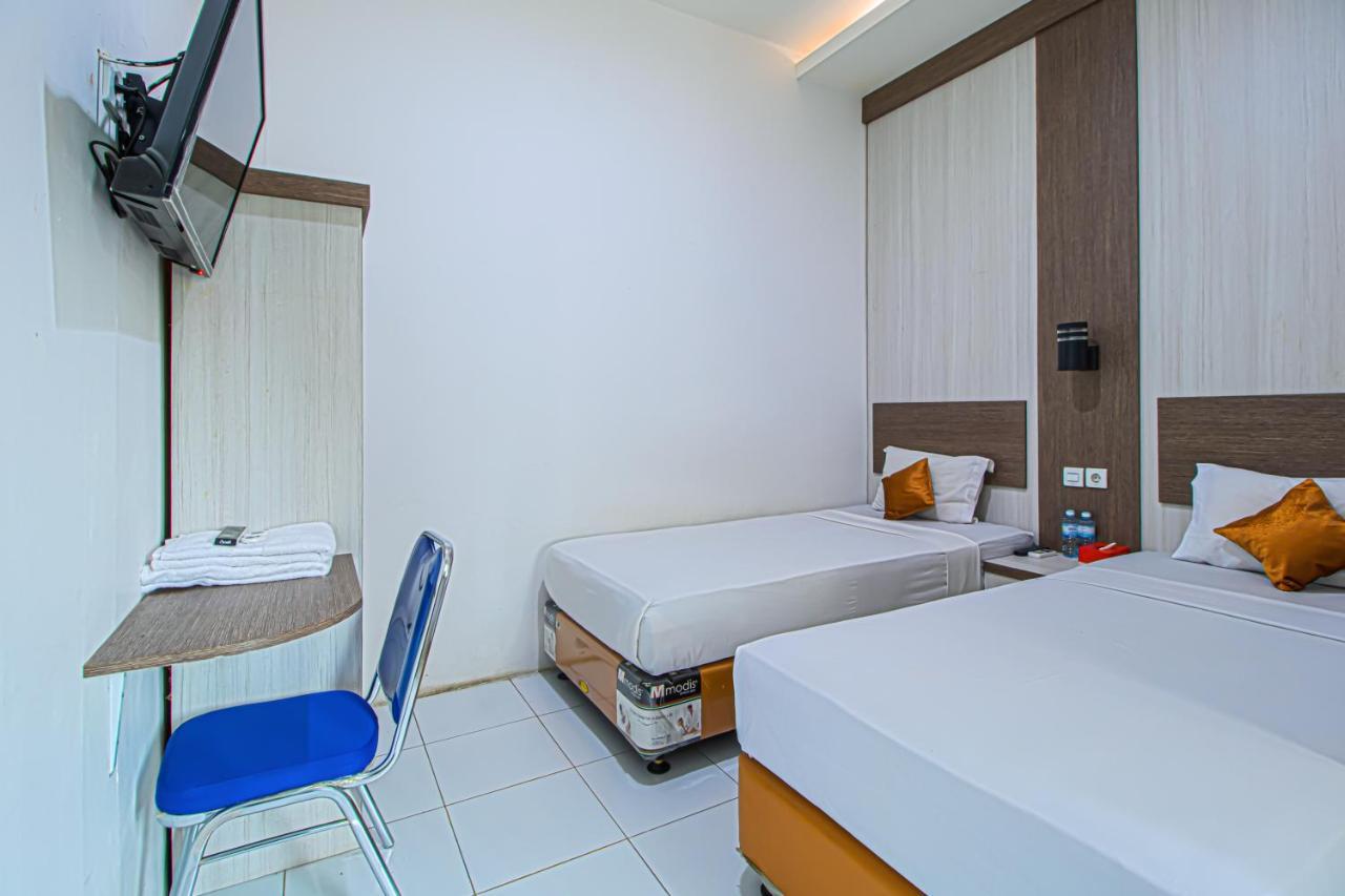 แกรนด์ อาเจห์ โฮเทล Hotel บันดาอาเจะห์ ภายนอก รูปภาพ